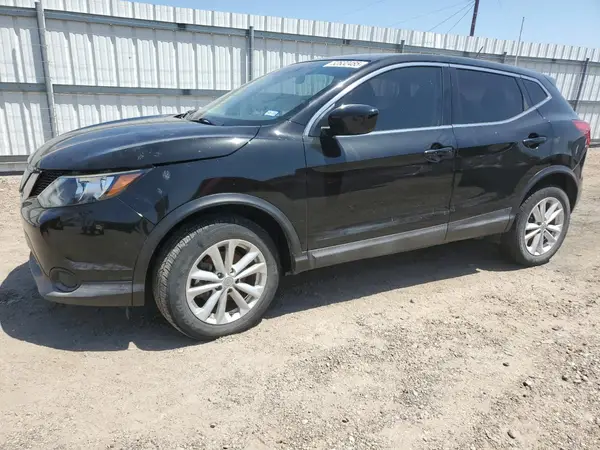 JN1BJ1CP8JW158057 2018 NISSAN ROGUE - Image 1