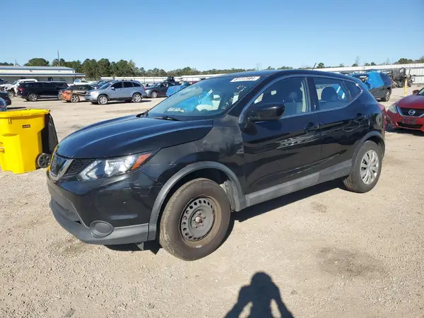 JN1BJ1CP8JW159256 2018 NISSAN ROGUE - Image 1