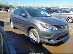 JN1BJ1CP8JW161668 2018 NISSAN ROGUE