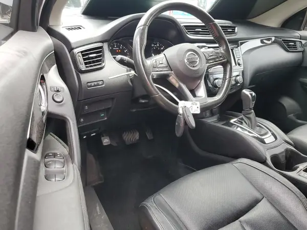 JN1BJ1CP8JW163100 2018 NISSAN ROGUE - Image 8