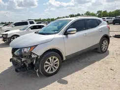 JN1BJ1CP8JW163565 2018 NISSAN ROGUE
