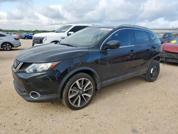 JN1BJ1CP8JW181094 2018 NISSAN ROGUE - Image 1
