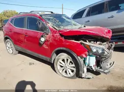 JN1BJ1CP8JW183539 2018 NISSAN ROGUE