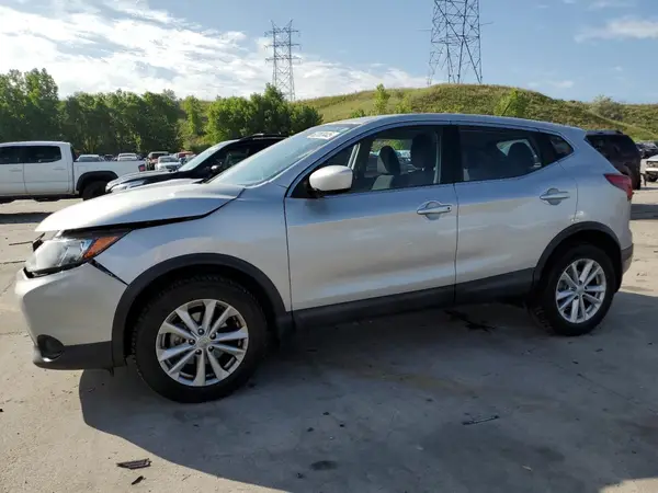 JN1BJ1CP8JW185727 2018 NISSAN ROGUE - Image 1
