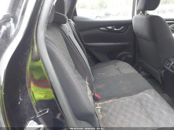 JN1BJ1CP8JW187445 2018 NISSAN ROGUE - Image 8