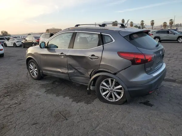JN1BJ1CP8KW214452 2019 NISSAN ROGUE - Image 2
