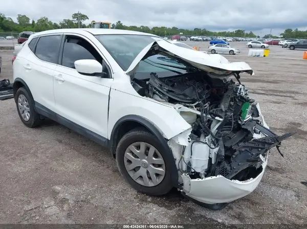 JN1BJ1CP8KW220509 2019 NISSAN ROGUE - Image 1