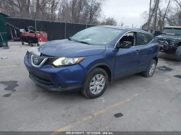 JN1BJ1CP8KW221711 2019 NISSAN ROGUE - Image 2