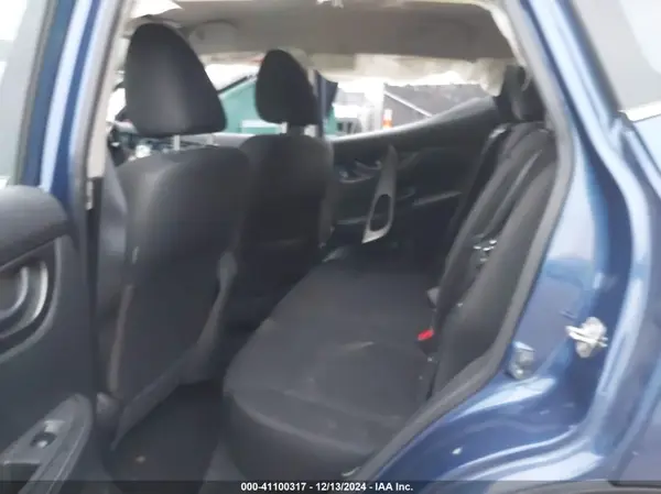 JN1BJ1CP8KW221711 2019 NISSAN ROGUE - Image 8