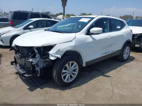 JN1BJ1CP8KW222406 2019 NISSAN ROGUE - Image 2