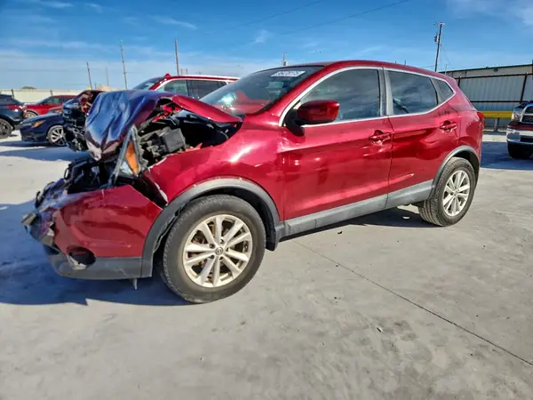 JN1BJ1CP8KW223796 2019 NISSAN ROGUE - Image 1