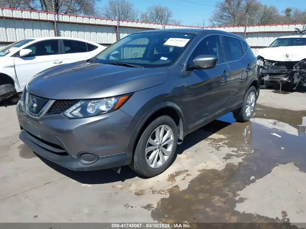 JN1BJ1CP8KW236905 2019 NISSAN ROGUE - Image 2
