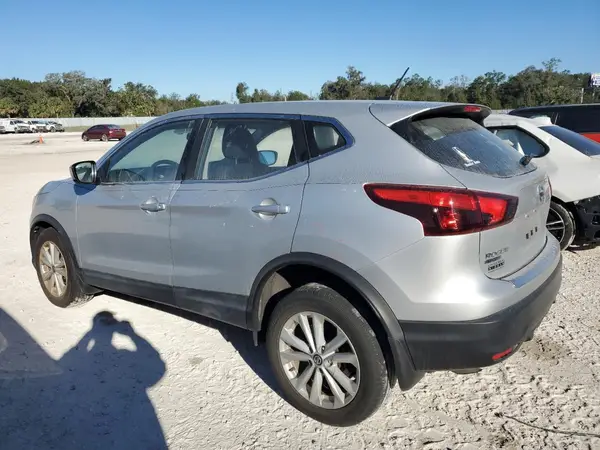 JN1BJ1CP8KW244115 2019 NISSAN ROGUE - Image 2
