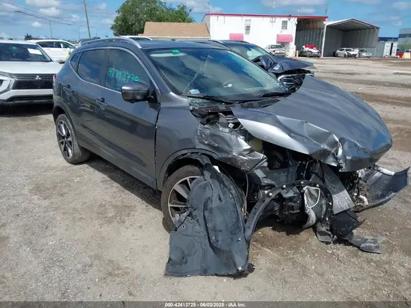 JN1BJ1CP8KW524181 2019 NISSAN ROGUE - Image 1