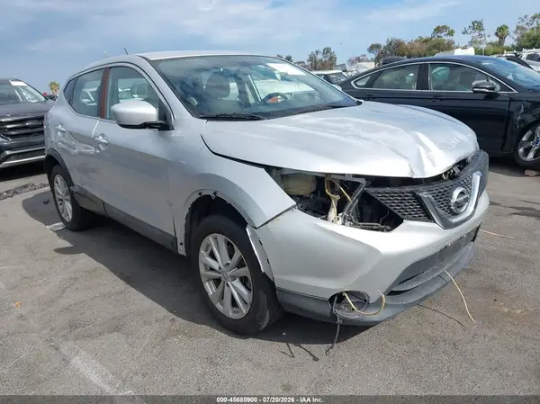 JN1BJ1CP9HW001969 2017 NISSAN ROGUE - Image 1