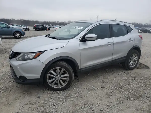 JN1BJ1CP9HW003558 2017 NISSAN ROGUE - Image 1