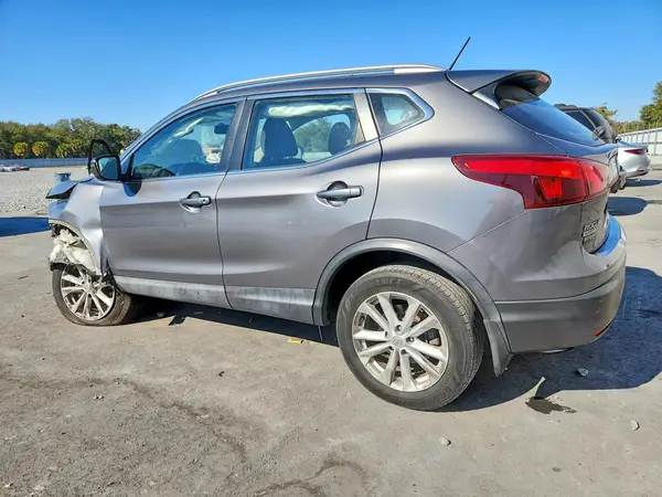 JN1BJ1CP9HW004452 2017 NISSAN ROGUE - Image 2