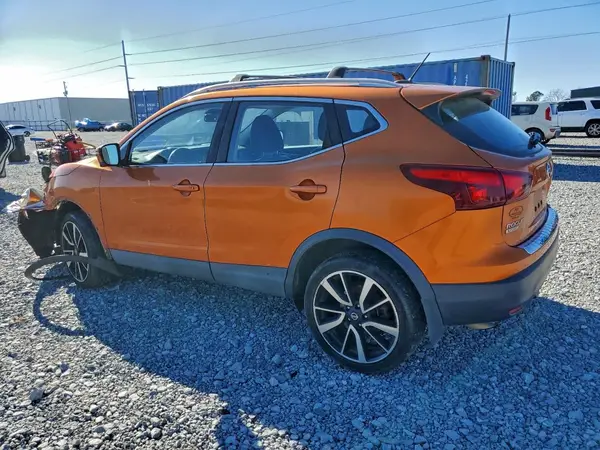 JN1BJ1CP9HW006024 2017 NISSAN ROGUE - Image 2