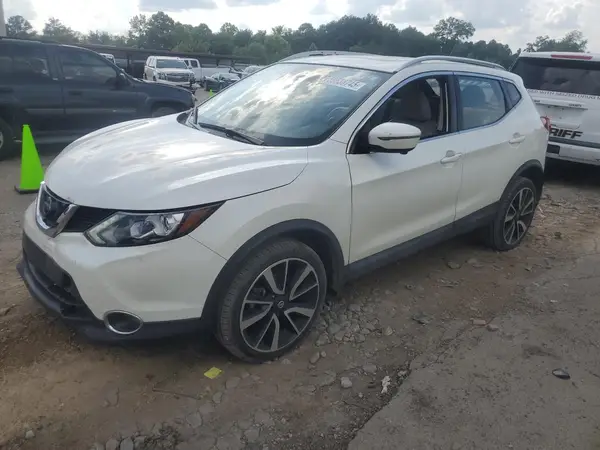 JN1BJ1CP9HW007321 2017 NISSAN ROGUE - Image 1