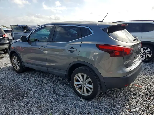JN1BJ1CP9HW011272 2017 NISSAN ROGUE - Image 2