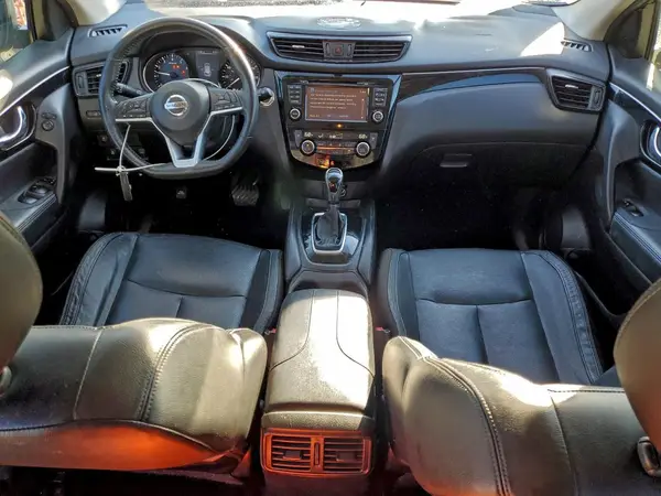 JN1BJ1CP9HW012549 2017 NISSAN ROGUE - Image 8