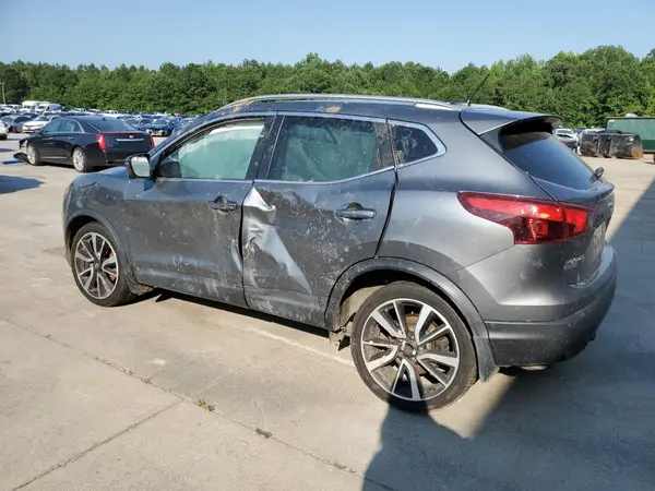 JN1BJ1CP9HW014107 2017 NISSAN ROGUE - Image 2