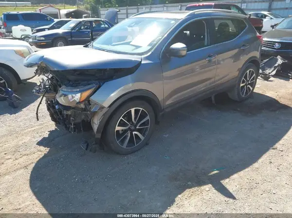 JN1BJ1CP9HW014544 2017 NISSAN ROGUE - Image 2