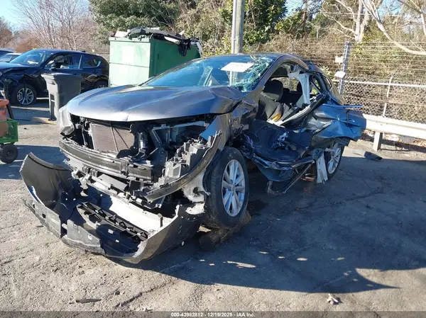 JN1BJ1CP9HW015449 2017 NISSAN ROGUE - Image 2