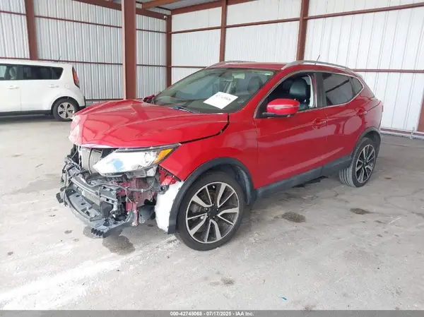 JN1BJ1CP9HW015984 2017 NISSAN ROGUE - Image 2