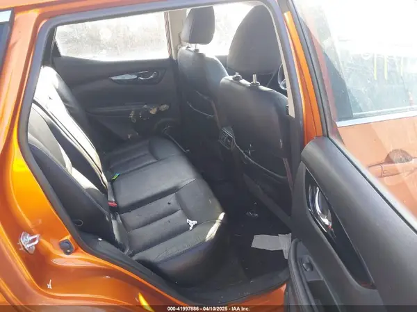 JN1BJ1CP9HW016617 2017 NISSAN ROGUE - Image 8