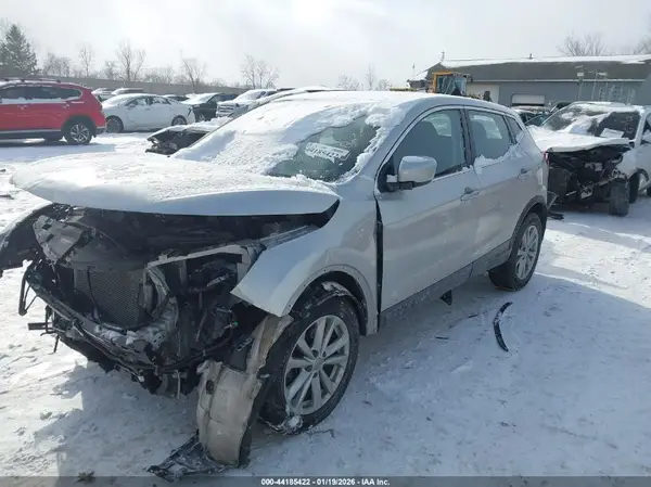 JN1BJ1CP9HW016908 2017 NISSAN ROGUE - Image 2