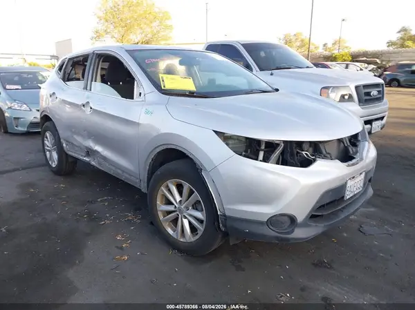 JN1BJ1CP9HW017637 2017 NISSAN ROGUE - Image 1