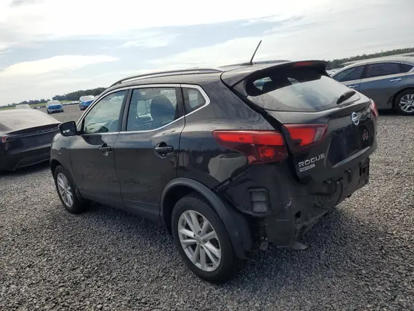 JN1BJ1CP9HW019646 2017 NISSAN ROGUE - Image 2