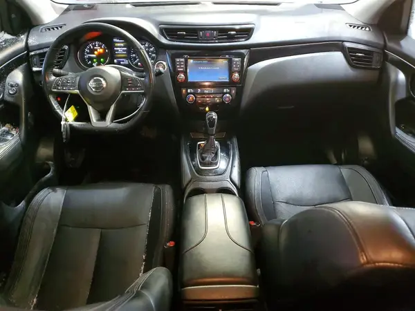 JN1BJ1CP9HW022532 2017 NISSAN ROGUE - Image 8