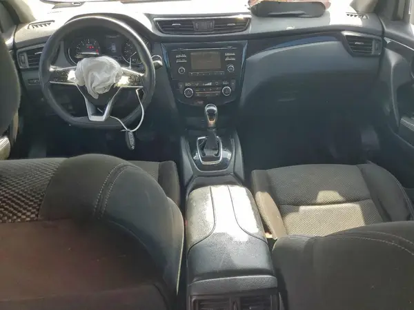 JN1BJ1CP9HW024782 2017 NISSAN ROGUE - Image 8