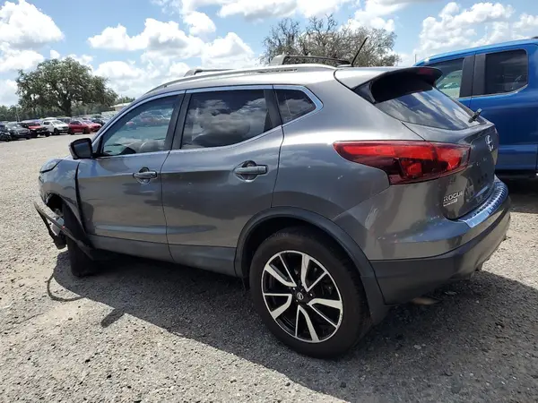 JN1BJ1CP9HW026371 2017 NISSAN ROGUE - Image 2
