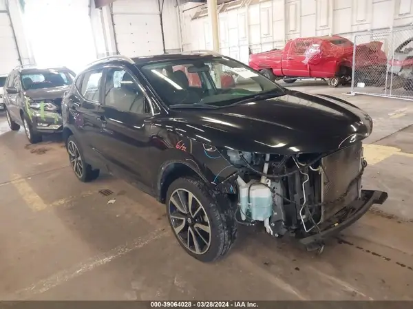 JN1BJ1CP9HW032008 2017 NISSAN ROGUE - Image 1