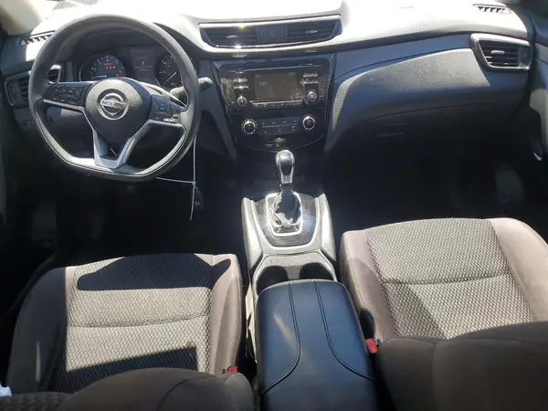 JN1BJ1CP9HW032025 2017 NISSAN ROGUE - Image 8