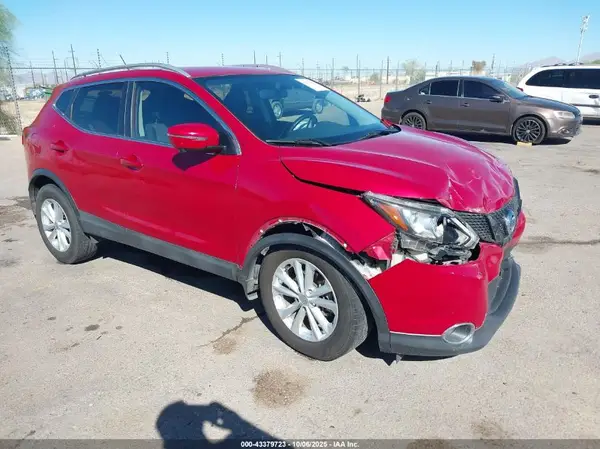 JN1BJ1CP9HW035233 2017 NISSAN ROGUE - Image 1
