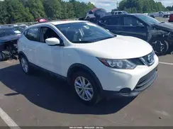 JN1BJ1CP9JW107053 2018 NISSAN ROGUE