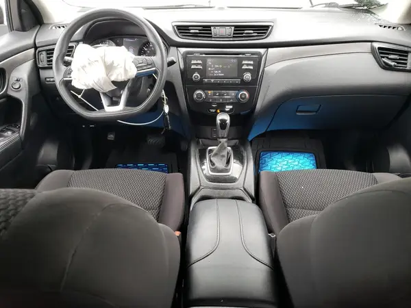 JN1BJ1CP9JW150629 2018 NISSAN ROGUE - Image 8
