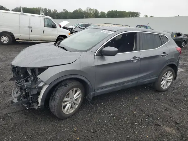 JN1BJ1CP9JW152042 2018 NISSAN ROGUE - Image 1