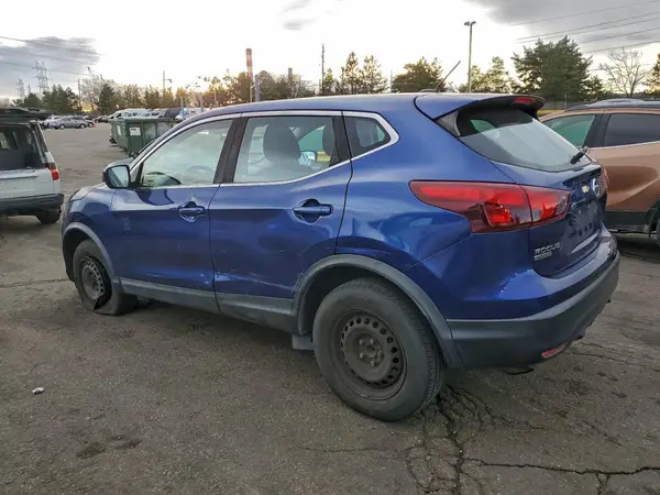 JN1BJ1CP9JW155748 2018 NISSAN ROGUE - Image 2