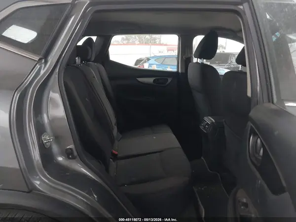 JN1BJ1CP9JW157970 2018 NISSAN ROGUE - Image 8