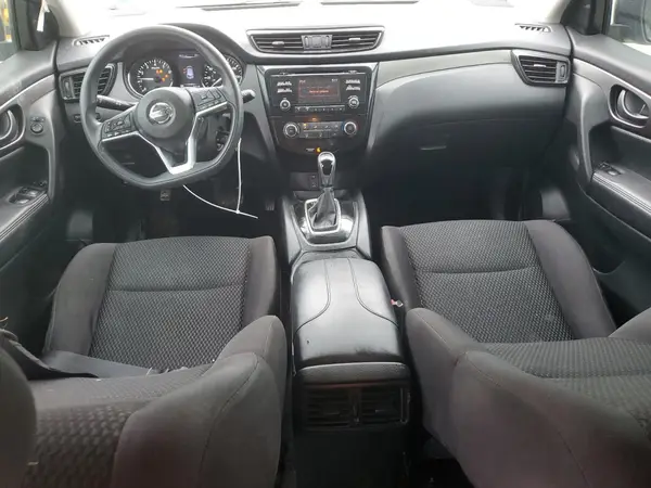 JN1BJ1CP9JW162263 2018 NISSAN ROGUE - Image 8