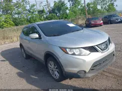 JN1BJ1CP9JW162523 2018 NISSAN ROGUE