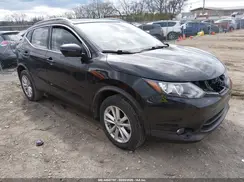 JN1BJ1CP9JW163865 2018 NISSAN ROGUE