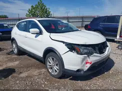 JN1BJ1CP9JW164403 2018 NISSAN ROGUE