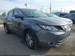 JN1BJ1CP9JW164515 2018 NISSAN ROGUE