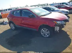 JN1BJ1CP9JW184814 2018 NISSAN ROGUE